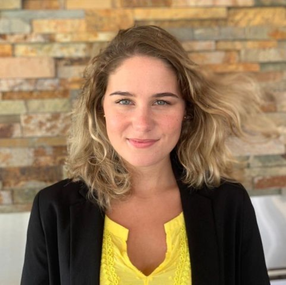 Meet your Posher, Gigi